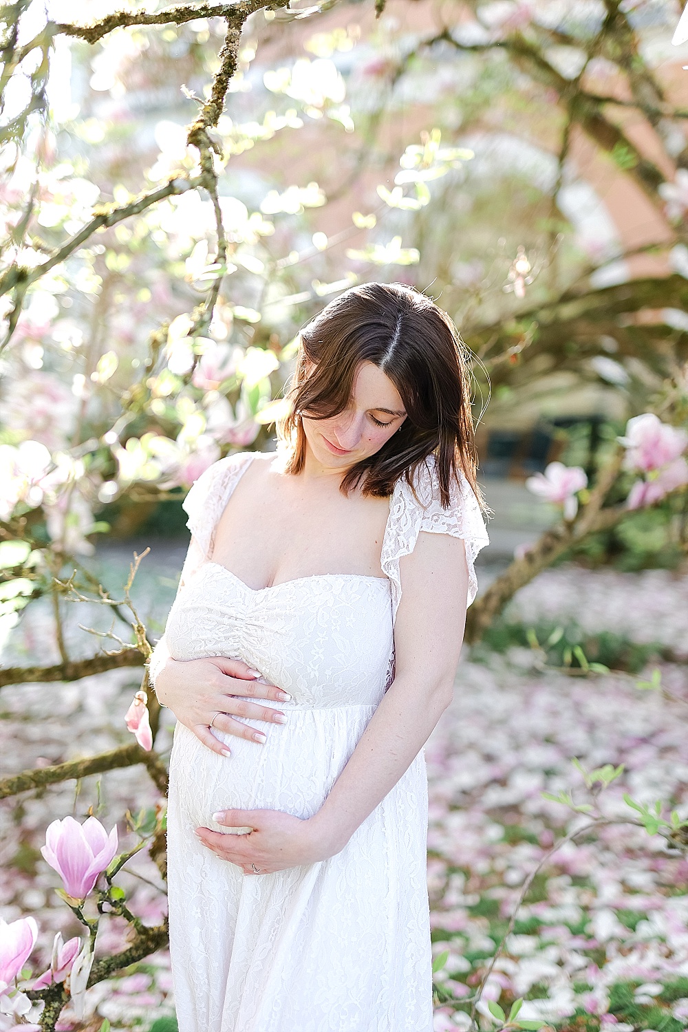 séance photo grossesse dans sous les magnolias en essonne