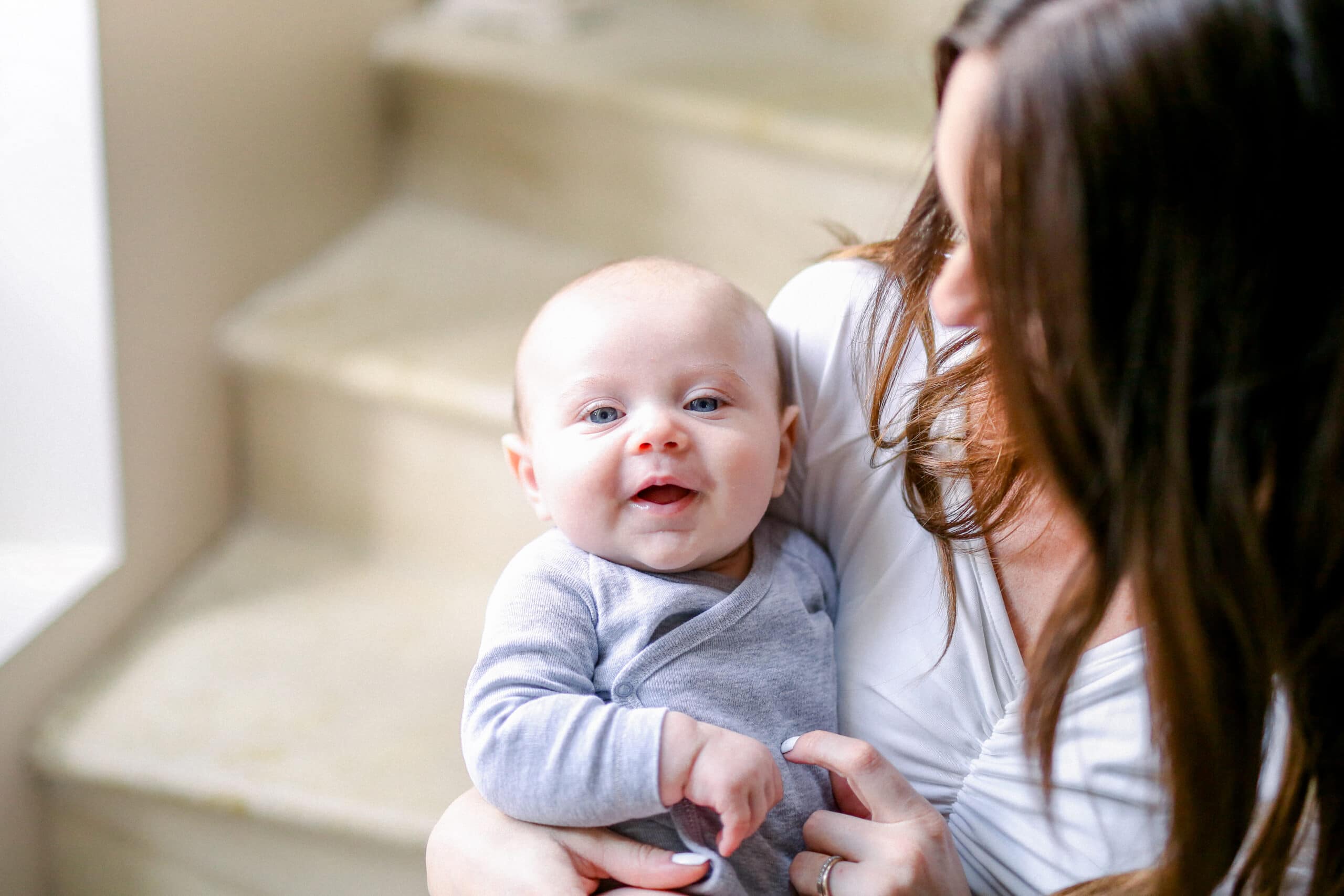Jolie séance Famille Maman avec bébé