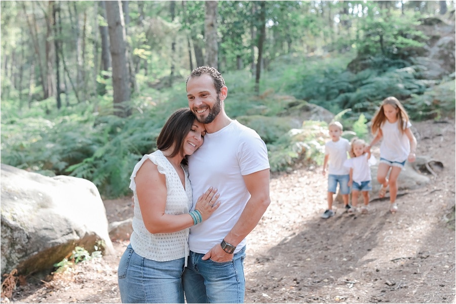 photographe famille en forêt en essonne