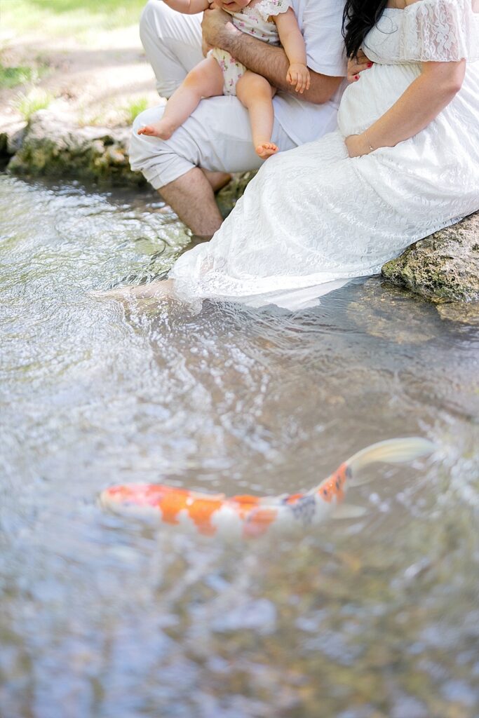 photo de grossesse en essonne au bord de l'eau